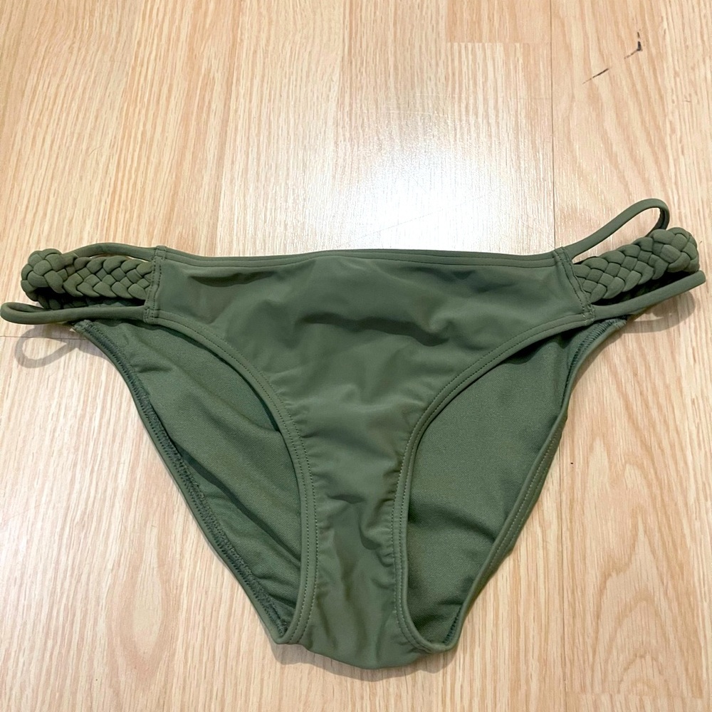 Hollister/medium/bikini bottom